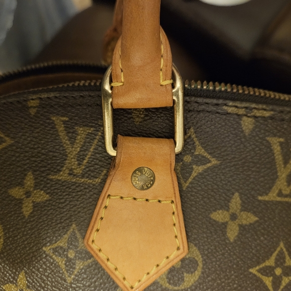 Monogram Louis Vuitton handbag - Picture 15 of 16
